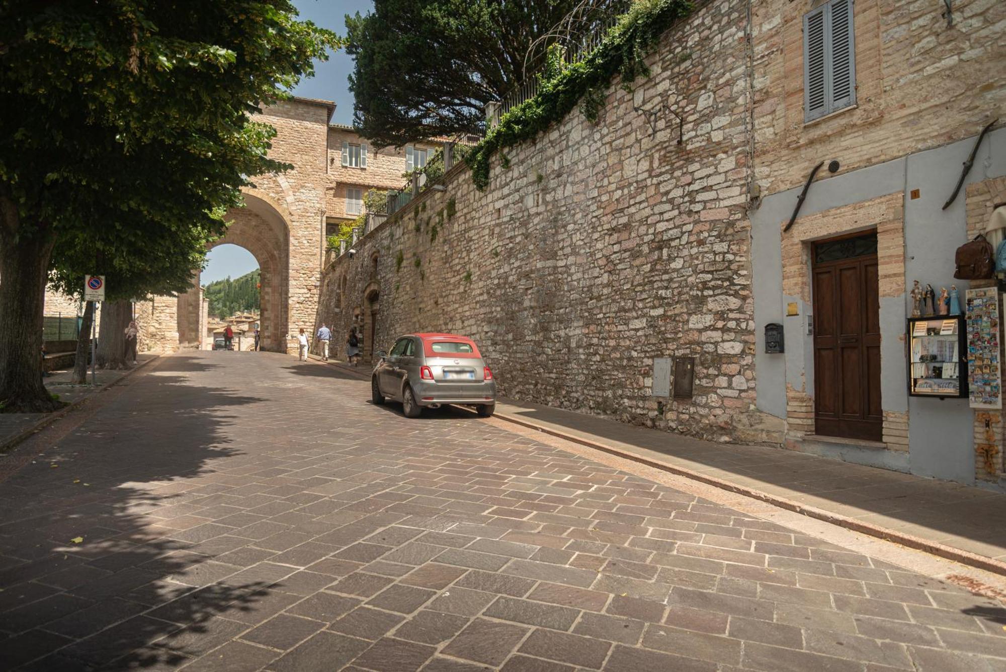 B&B Il Chiostro Assisi Exterior photo